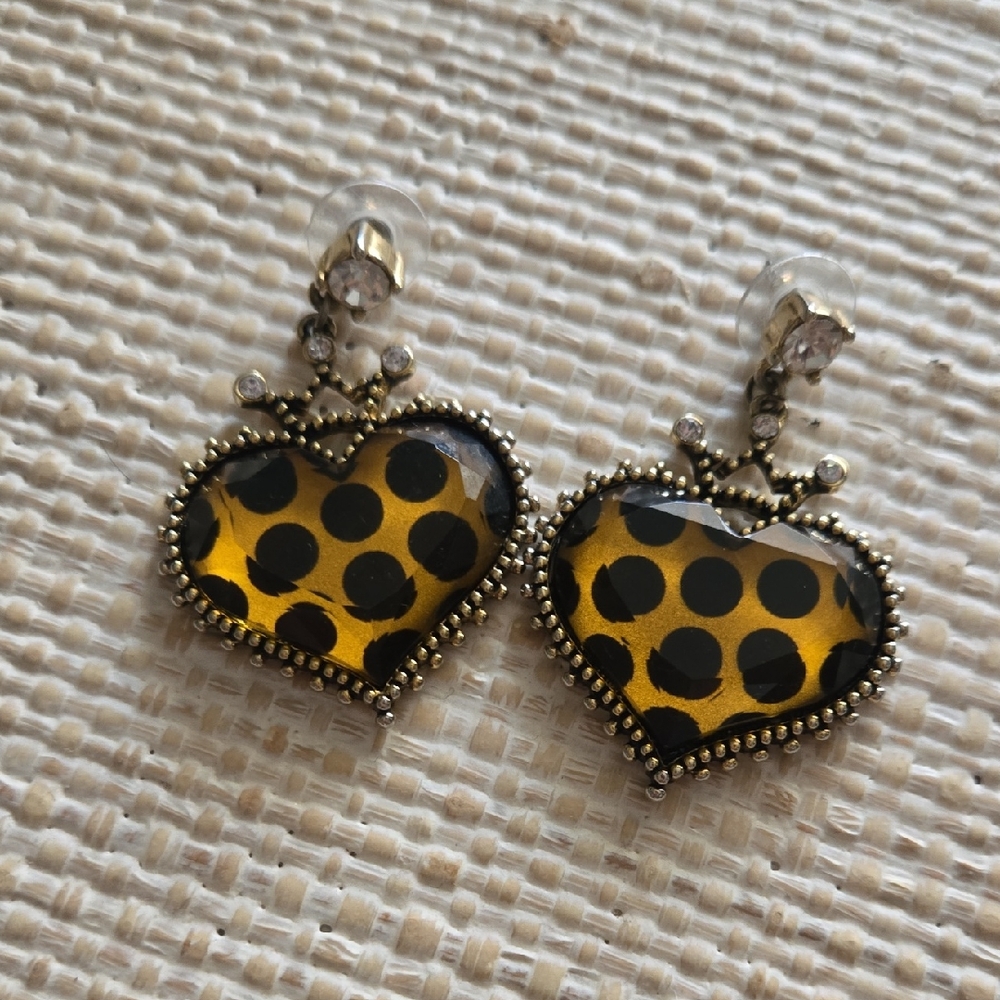 Heart-Shaped Yellow and Black Earrings